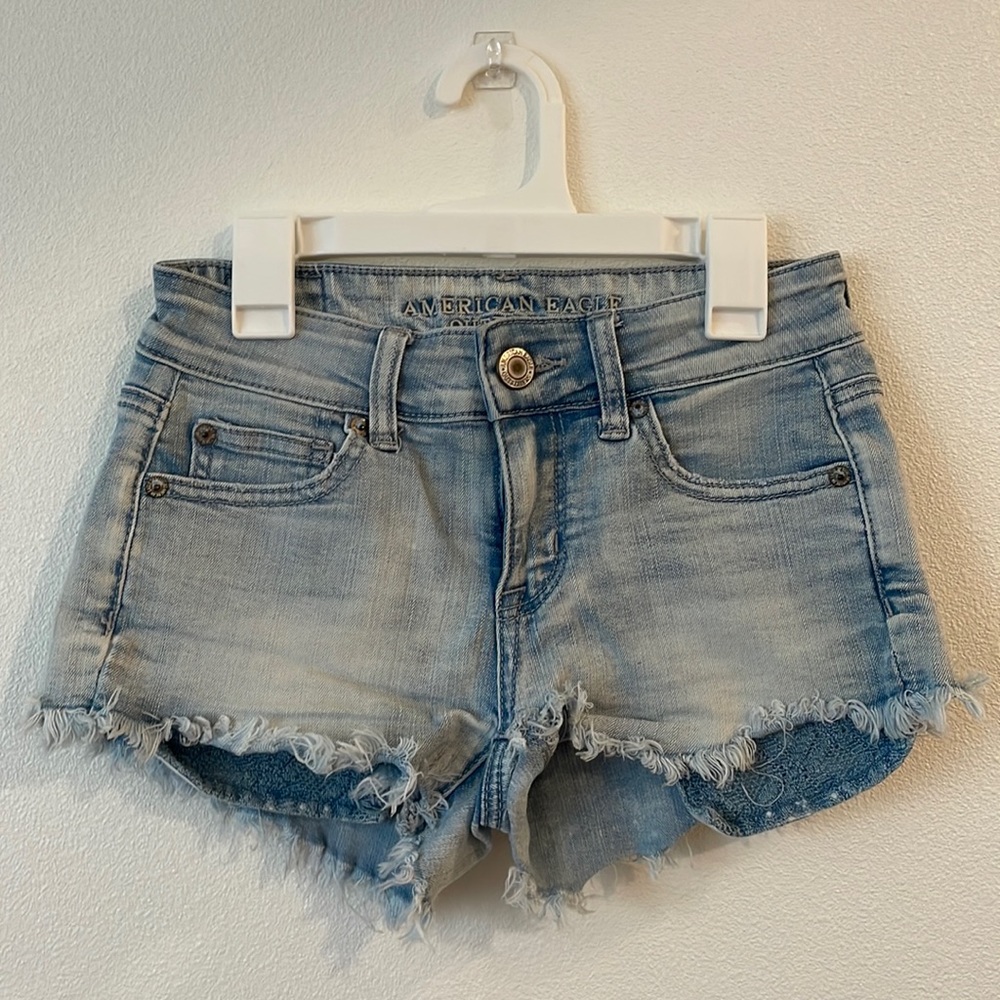American eagle jean shorts, size 0.